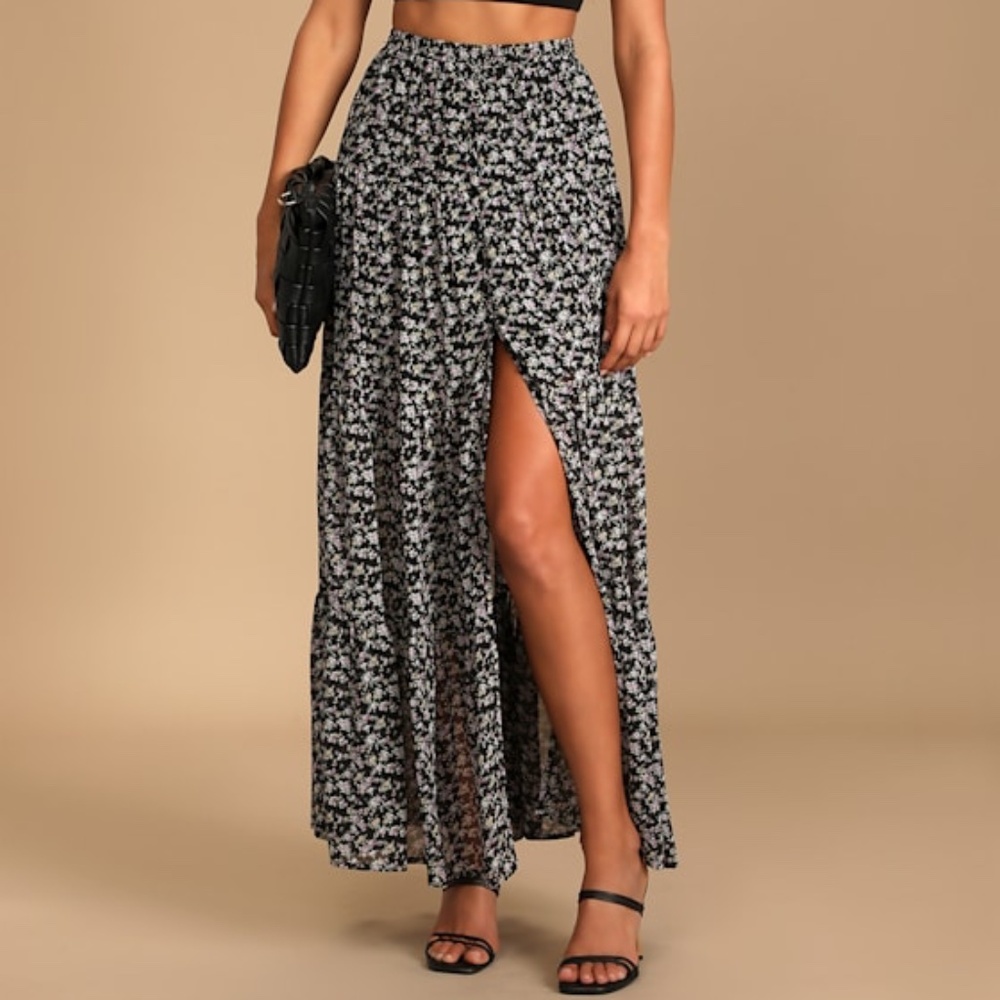 Lulus Subtle Sweetness Black Floral Print Tiered Maxi Skirt - Size M